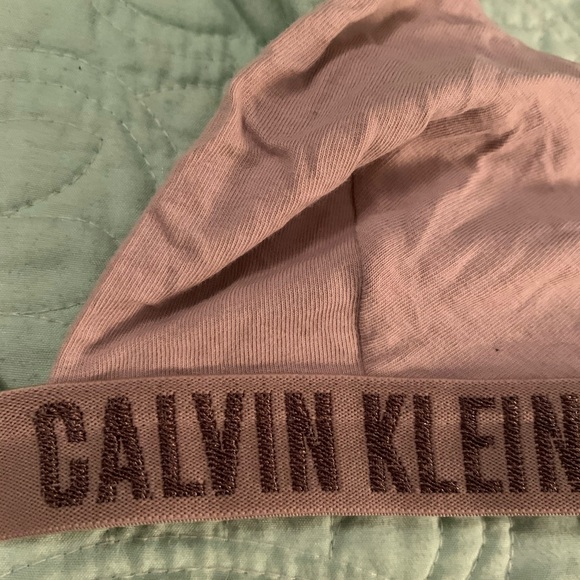 Calvin Klein bra - Picture 2 of 3